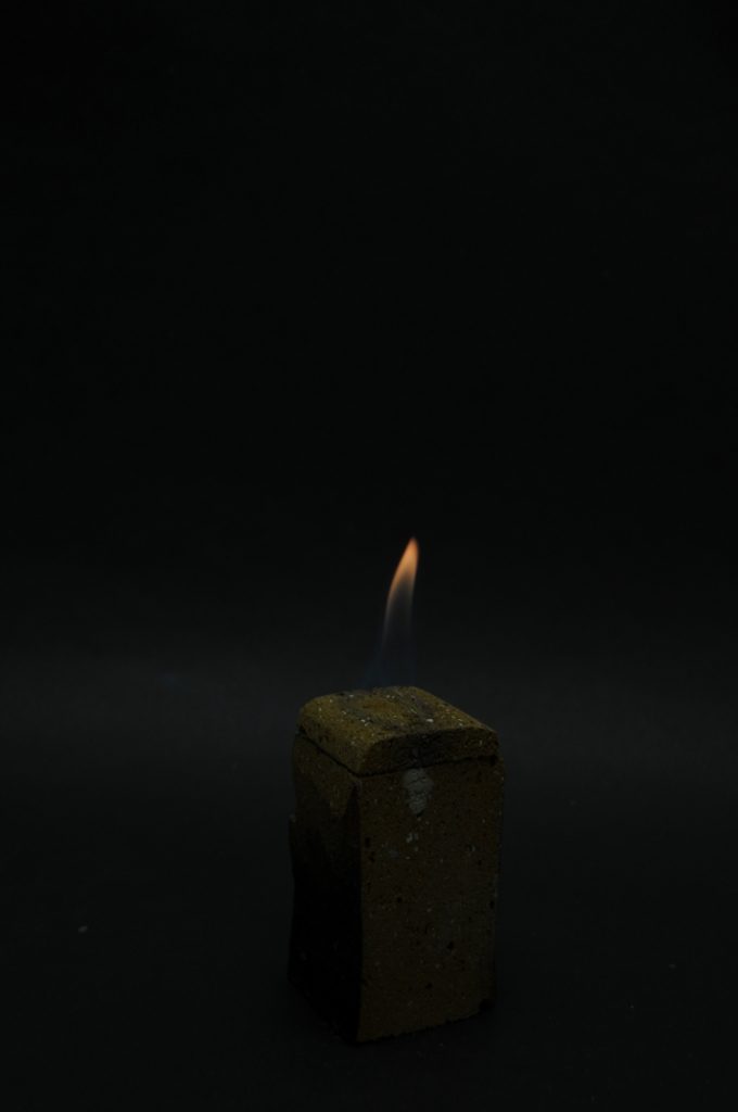 keramická „sviečka“
