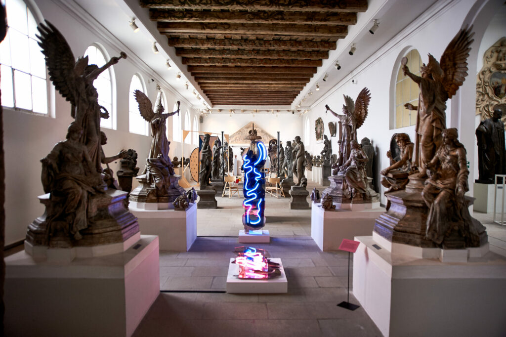 Pohľad do expozície Art House v Lapidáriu Národného múzea.