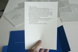 Dizajn Knihy Ponožky Pred Odletom autora Dušana Dušeka