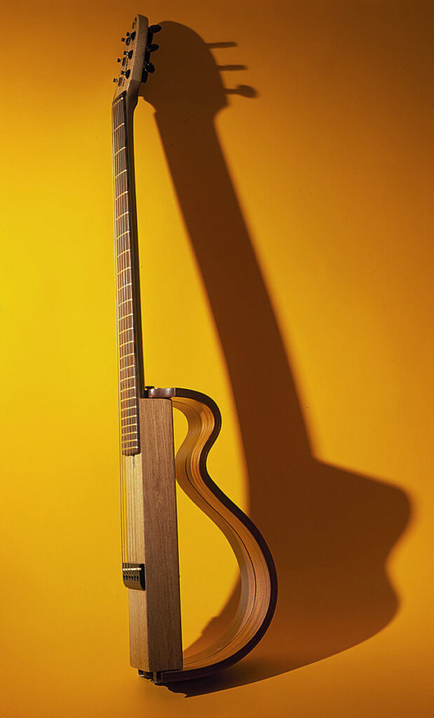 Cestovná rozkladacia gitara FLY, 2003.