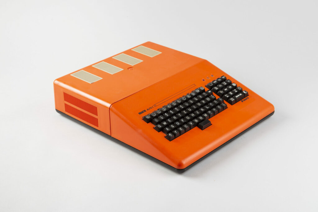 Počítač Didaktik Alfa 2 (1986) / Zapožičané z Múzea výpočtovej techniky SAV