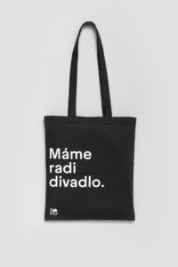 MÁME RADI DIVADLO