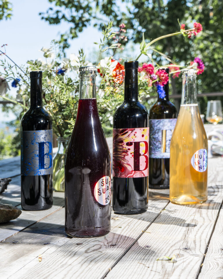 Etikety pre vinárstvo Bažalik