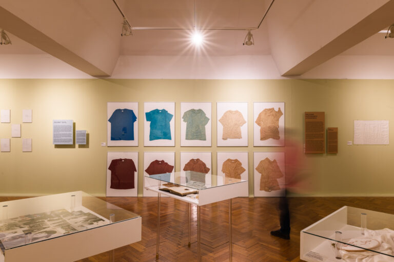 Ľ.S. de(materializovaná)