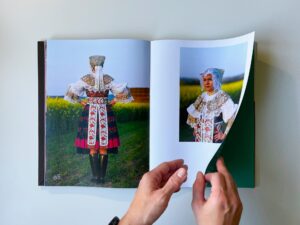 Kroje Záhoria v obrazoch