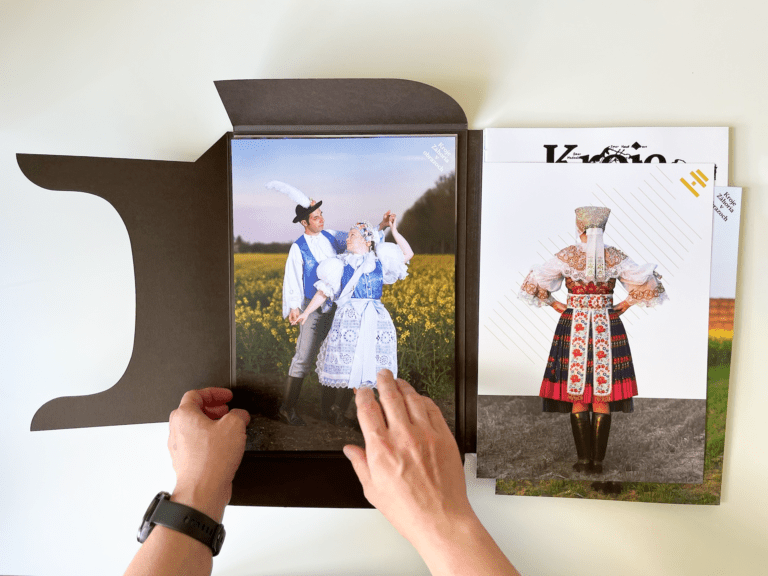 Kroje Záhoria v obrazoch