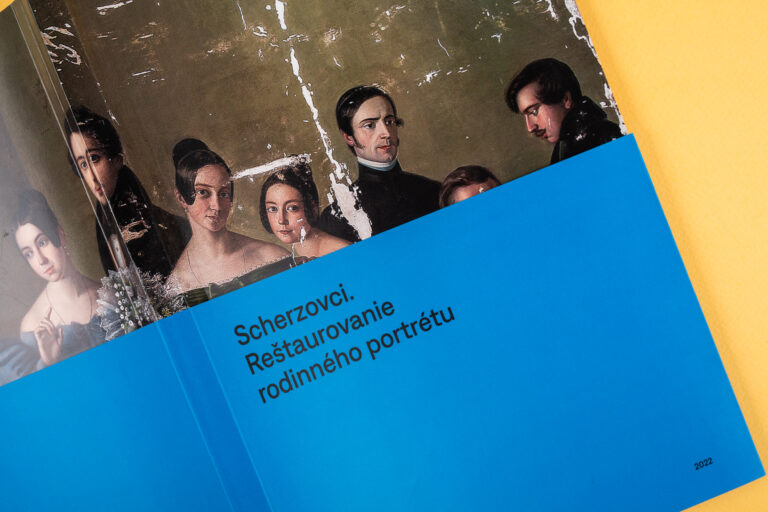 Scherzovci. Reštaurovanie rodinného portrétu