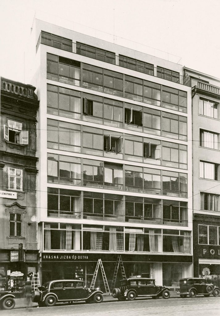 Dům uměleckého průmyslu, Praha, 1936. Foto Illek a Paul