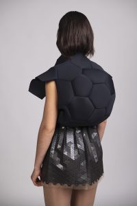 "Vytlač si niečo na seba" 3D odevný artefakt