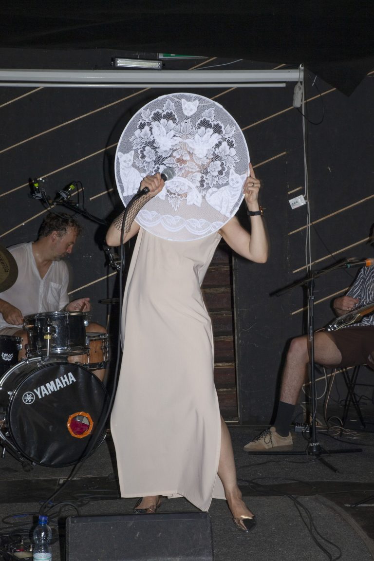 Kostýmy pre album Drôtenky skupiny Drť