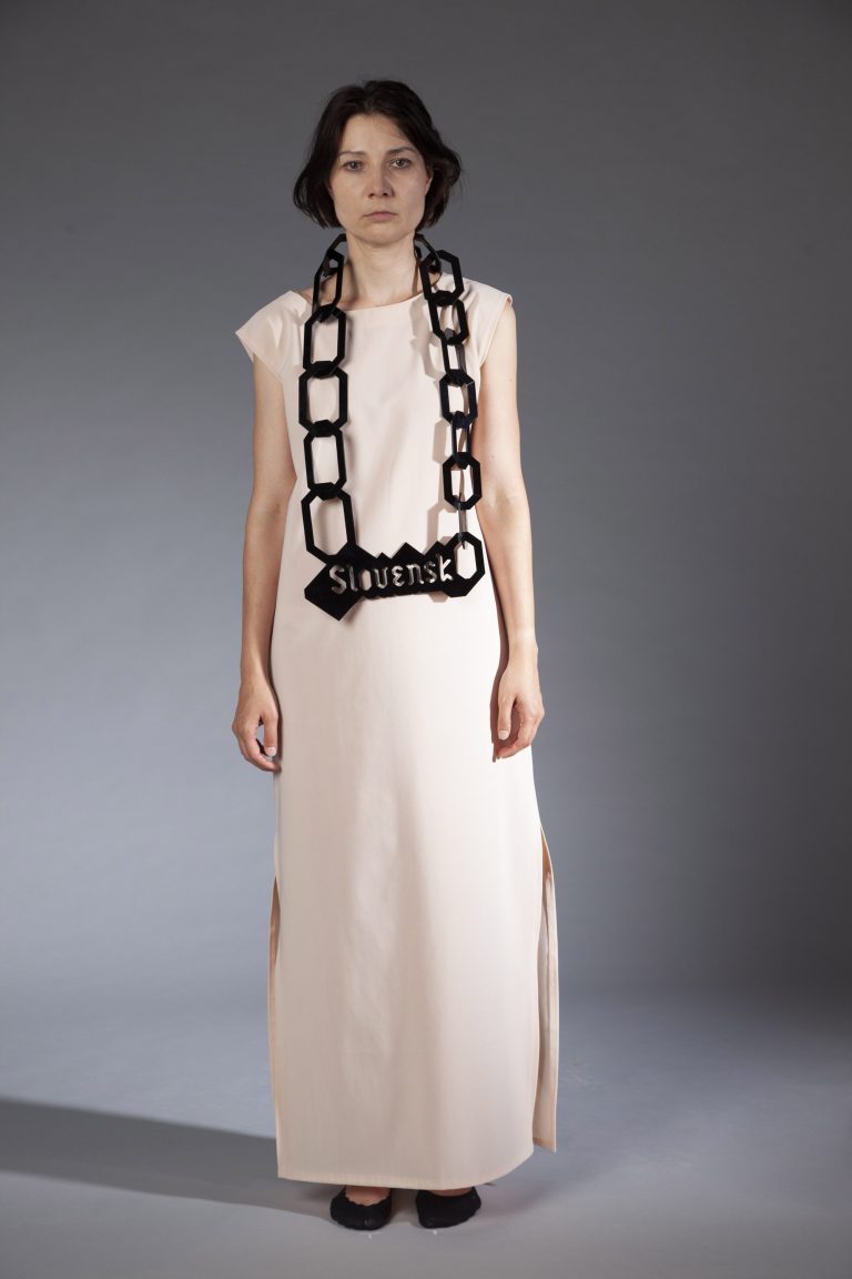 Kostýmy pre album Drôtenky skupiny Drť