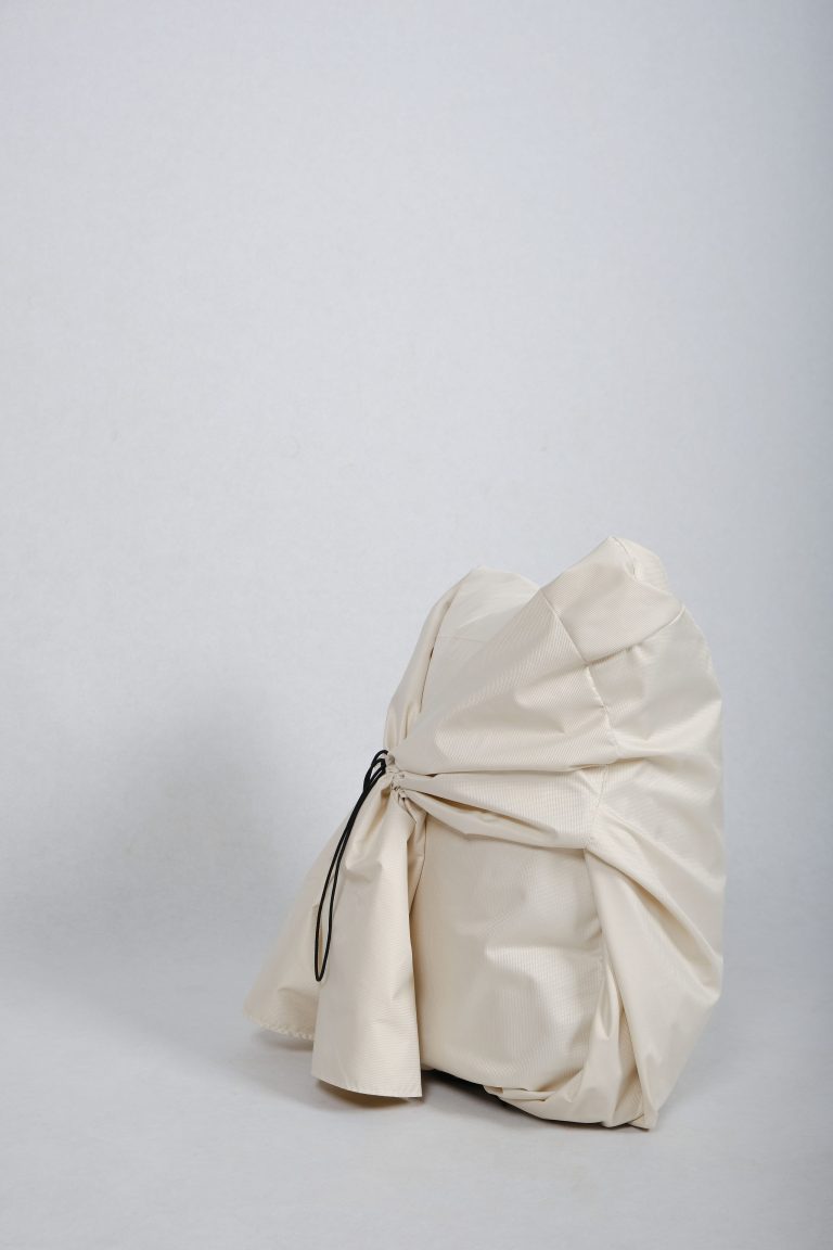 Textil a dizajn nábytku - vízia