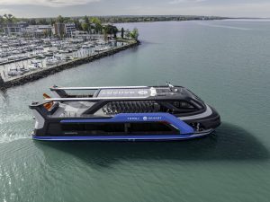 Bahart lode pre jazero Balaton