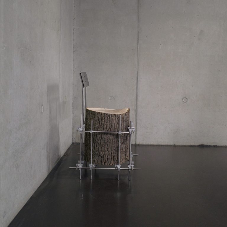 Stolička - Medzi Človekom a Prírodou