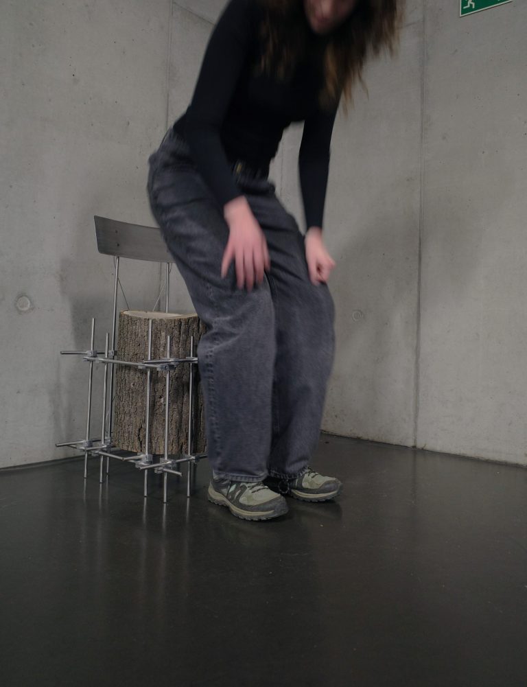 Stolička - Medzi Človekom a Prírodou