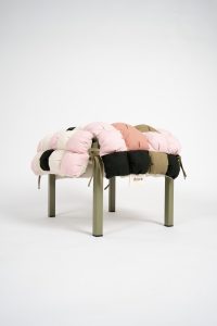 Doona - solitérne kreslo s otomanom