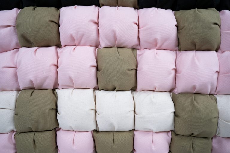 Doona - solitérne kreslo s otomanom