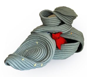 Kolekcia hračiek pre deti s poruchou autistického spektra so zameraním na využitie recyklovaných materiálov a ekoplastu